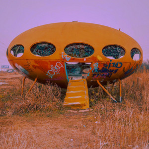 sundown road trips in a gold brown spaceship – playlist by astronauten